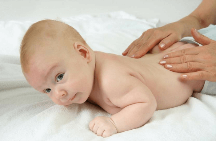 symptoms, reasons and home remedies to cure constipation in babies