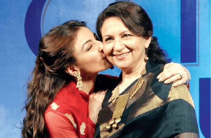 7 Amazing Mother-Daughter Relationships of Bollywood