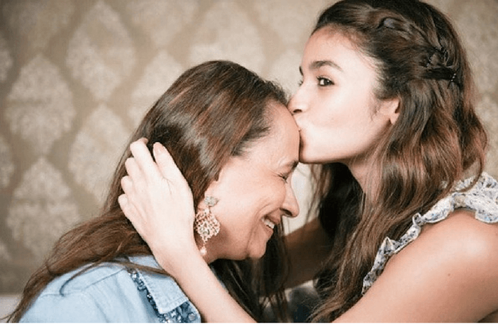 7 Amazing Mother-Daughter Relationships of Bollywood