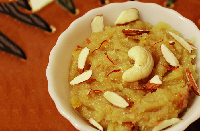 आलू का हलवा (Potato Halwa or Aaloo Halwa)